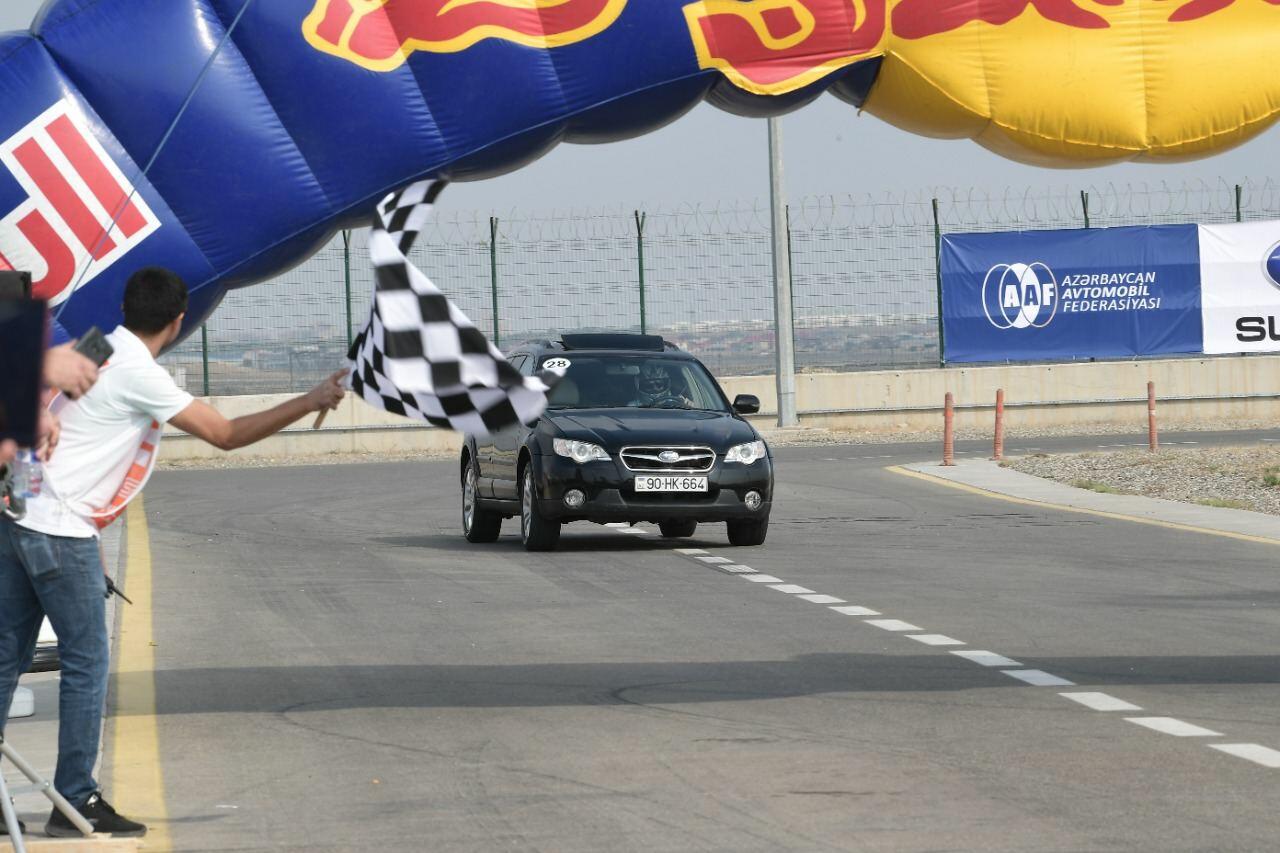 Азербайджанская автомобильная федерация организовала заезд Time Attack
