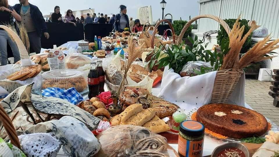 На Каспийском берегу Баку прошел Международный фестиваль хлеба