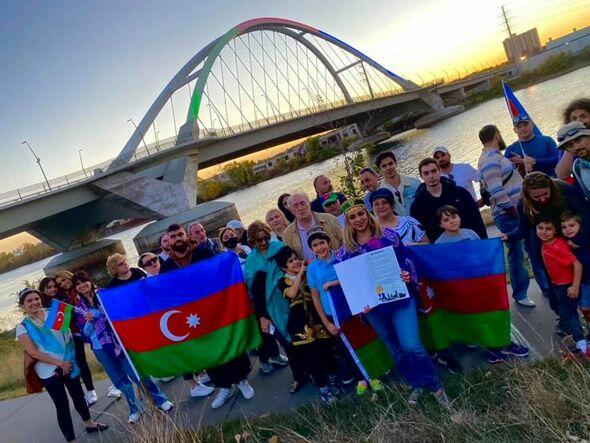 Знаменитый в США мост окрасился в цвета азербайджанского флага