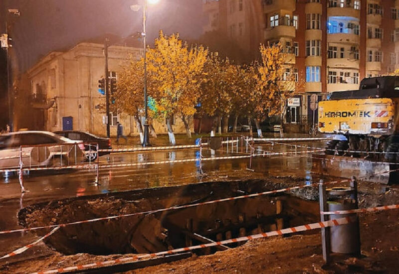 В Сумгайыте провалился участок автомобильной дороги