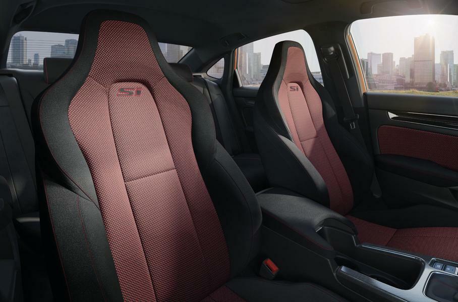 Бюджетный Type R: представлен новый Honda Civic Si