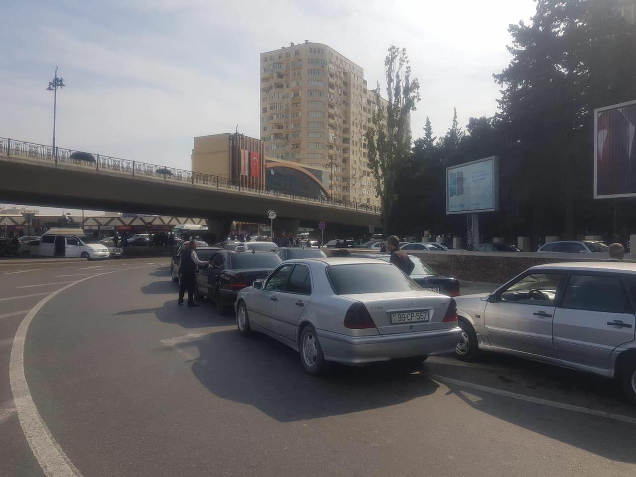 Дорожная полиция Баку обратилась к водителям
