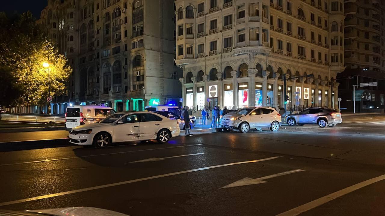 Цепная авария в центре Баку
