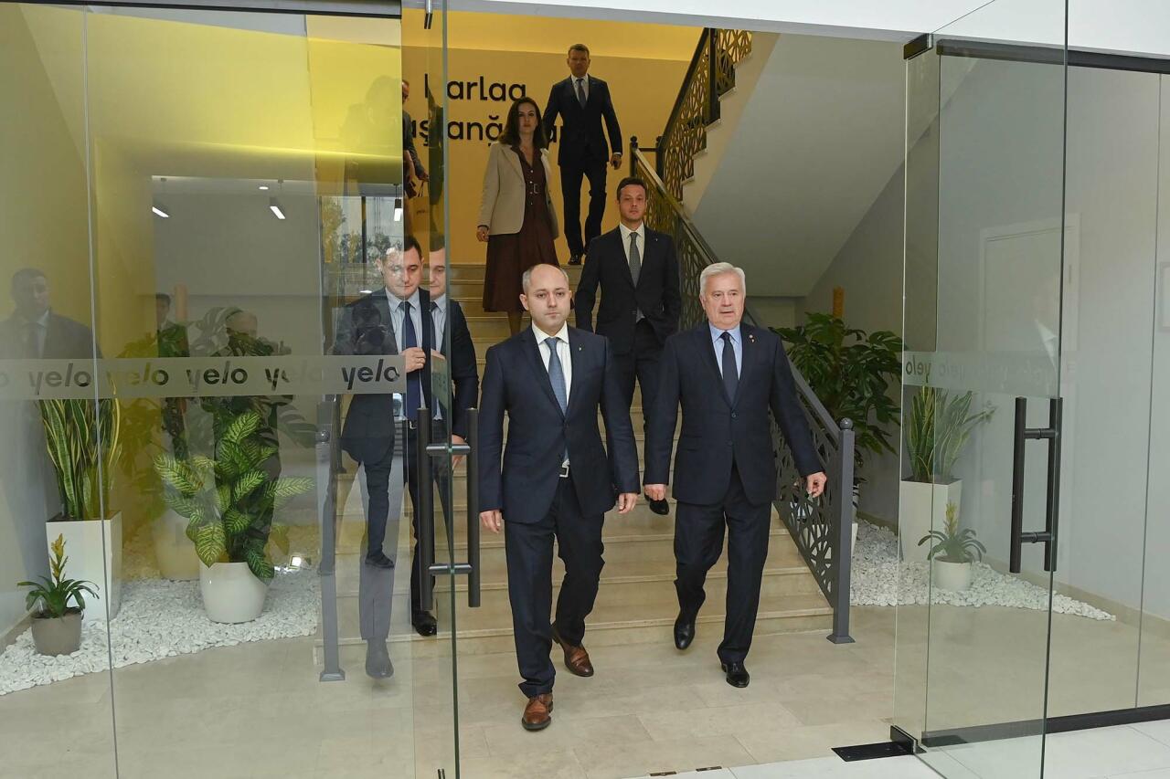 Вагит Алекперов принял участие в открытии нового головного офиса Yelo Bank