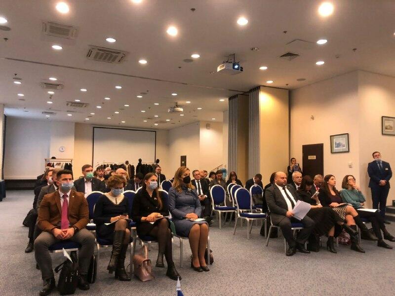 Депутат Эмин Гаджиев рассказал парламентариям СНГ на конференции в Санкт-Петербурге о восстановлении Карабахского и Восточно-Зангезурского экономических районов