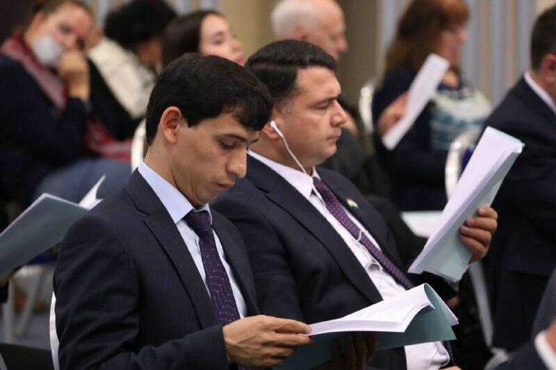 Депутат Эмин Гаджиев рассказал парламентариям СНГ на конференции в Санкт-Петербурге о восстановлении Карабахского и Восточно-Зангезурского экономических районов