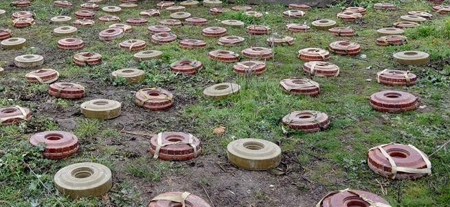 В ГПС Азербайджана назвали количество мин и боеприпасов, обнаруженных на освобожденных приграничных территориях