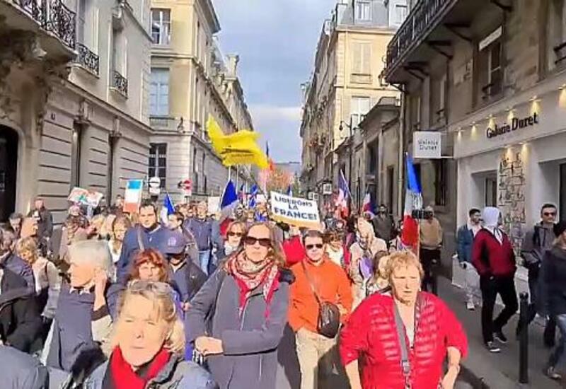 Жители Европы протестуют против коронавирусных ограничений