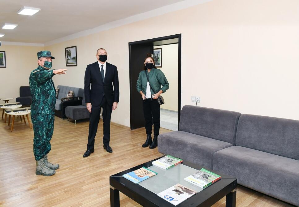 Президент Ильхам Алиев и Первая леди Мехрибан Алиева приняли участие в открытии нового комплекса воинской части ГПС