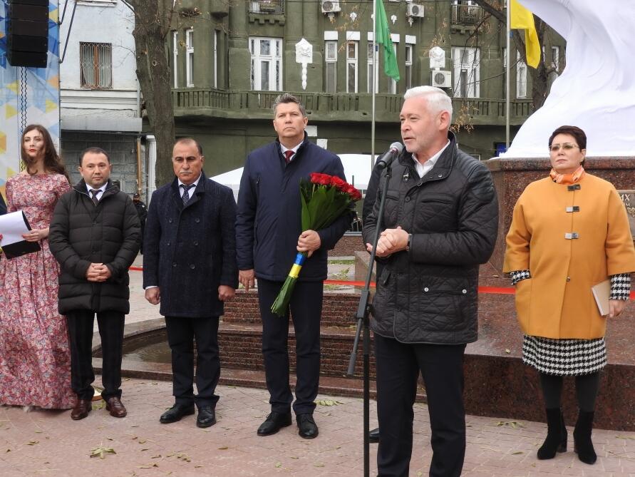 В Харькове открылся памятник Мирза Фатали Ахундзаде