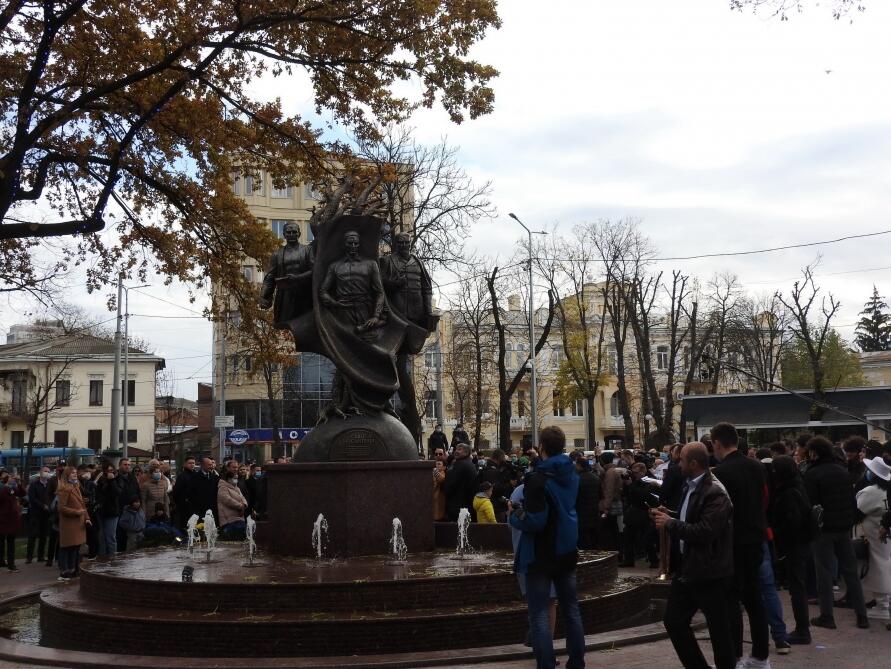 В Харькове открылся памятник Мирза Фатали Ахундзаде