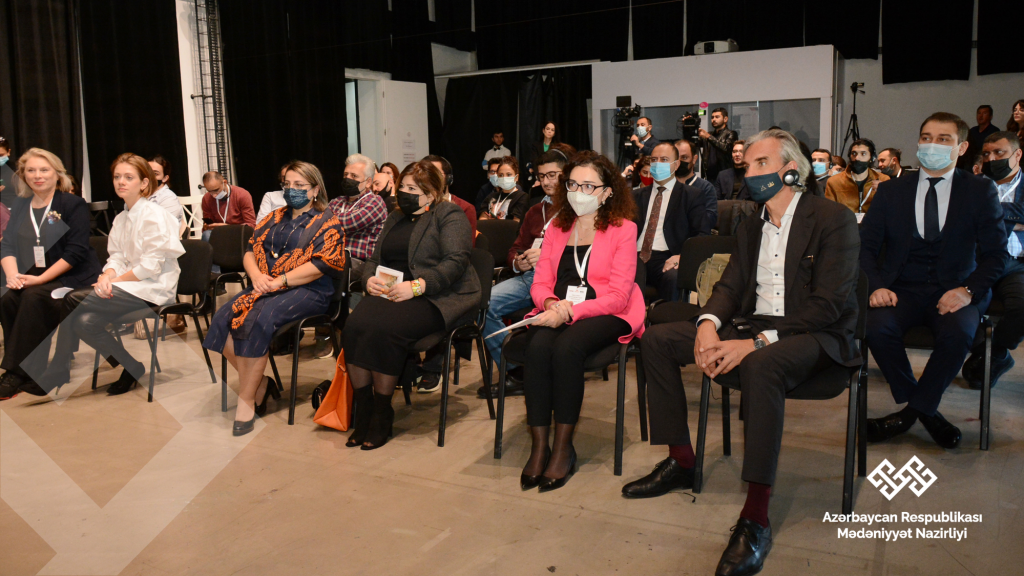 “Gənc teatr prodüserləri üçün laboratoriya” fəaliyyətə başladı
