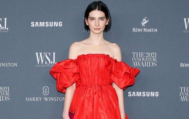 Дочь Пола Уокера впервые украсила обложку Vogue