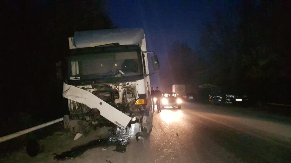 В Гёйчайском районе произошла цепная авария, есть погибший и пострадавший