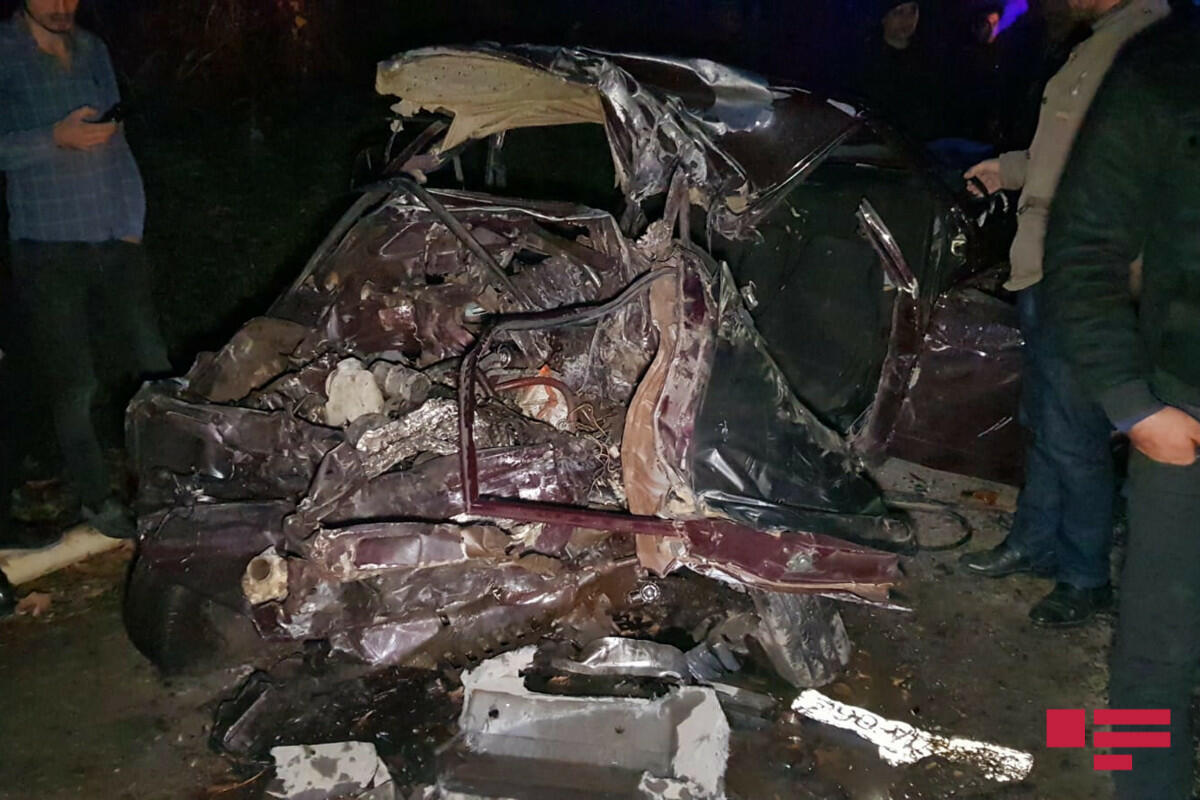 В Гёйчайском районе произошла цепная авария, есть погибший и пострадавший