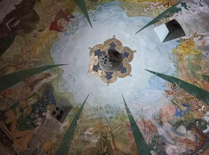 В старинной бане Гасым бека проходит Международная выставка современного искусства Şərq irsi