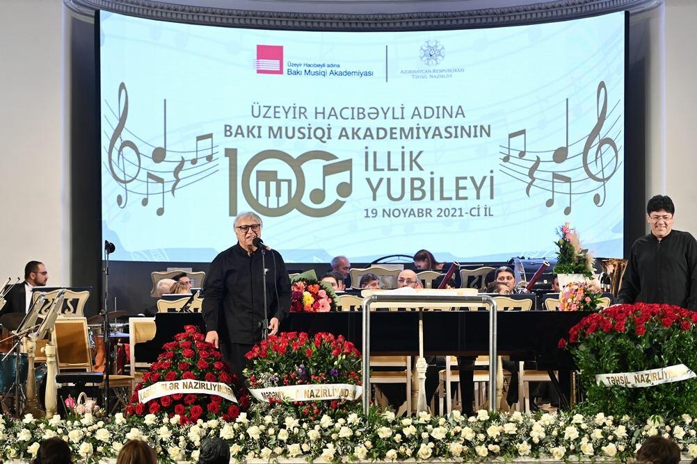 В Баку отметили 100-летний юбилей музыкальной академии имени Узеира Гаджибейли