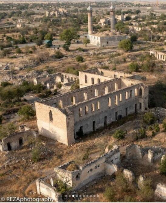 Реза Дегати поделился фотографиями, снятыми в Агдамском районе