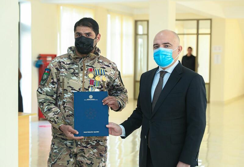 Семьи шехидов и инвалиды войны получили 50 квартир