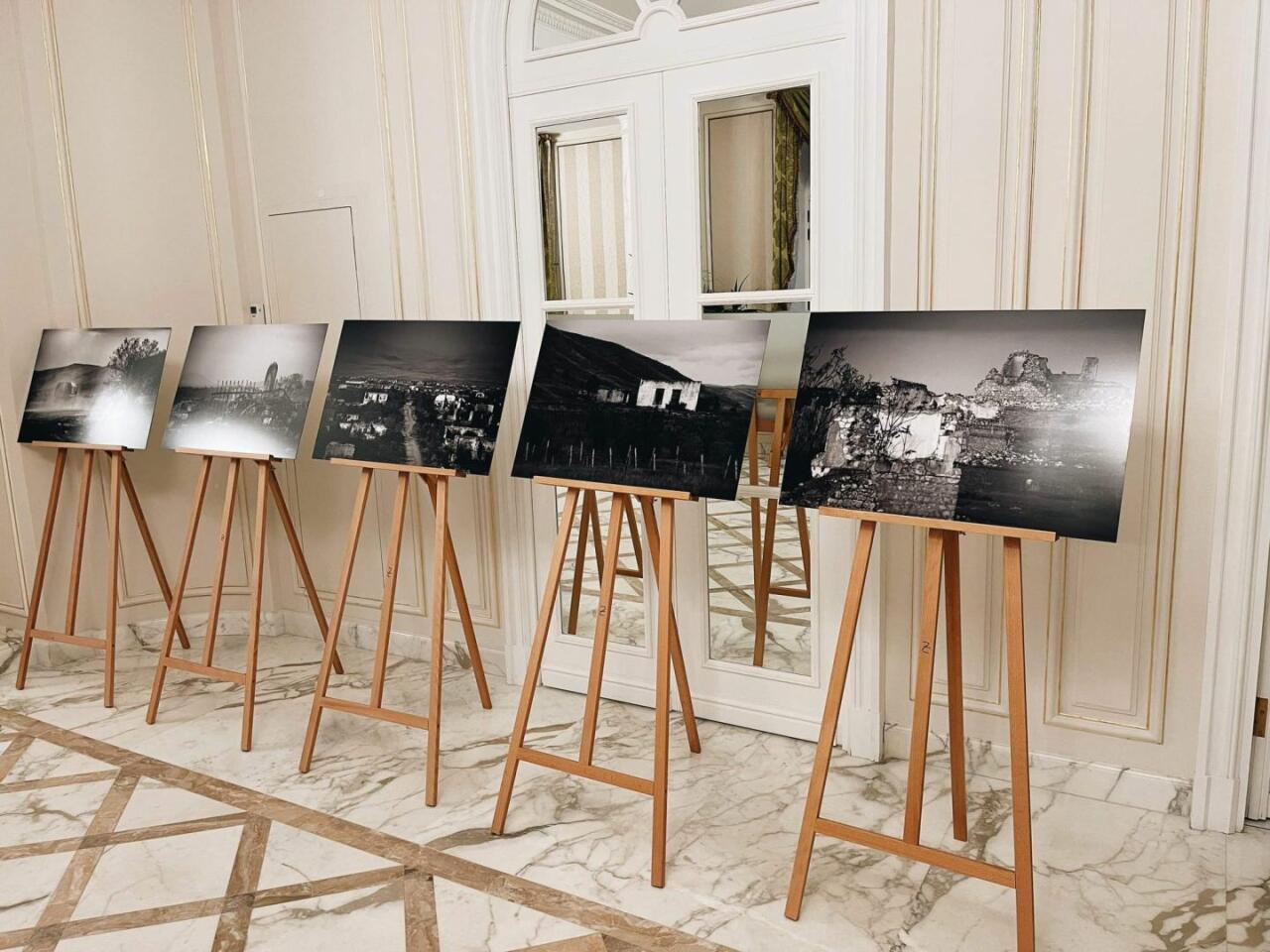 Фотографии, снятые на освобождённых землях Азербайджана - выставка в Париже