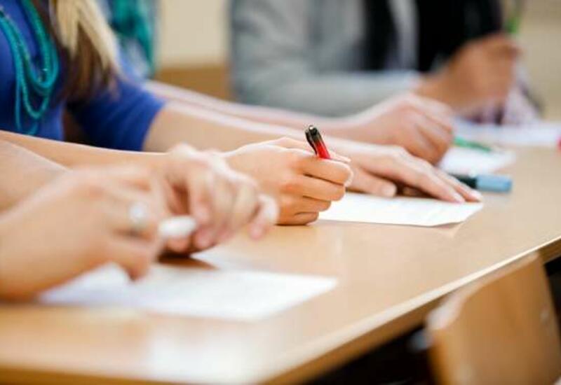 В Азербайджана началась регистрация на пробный экзамен