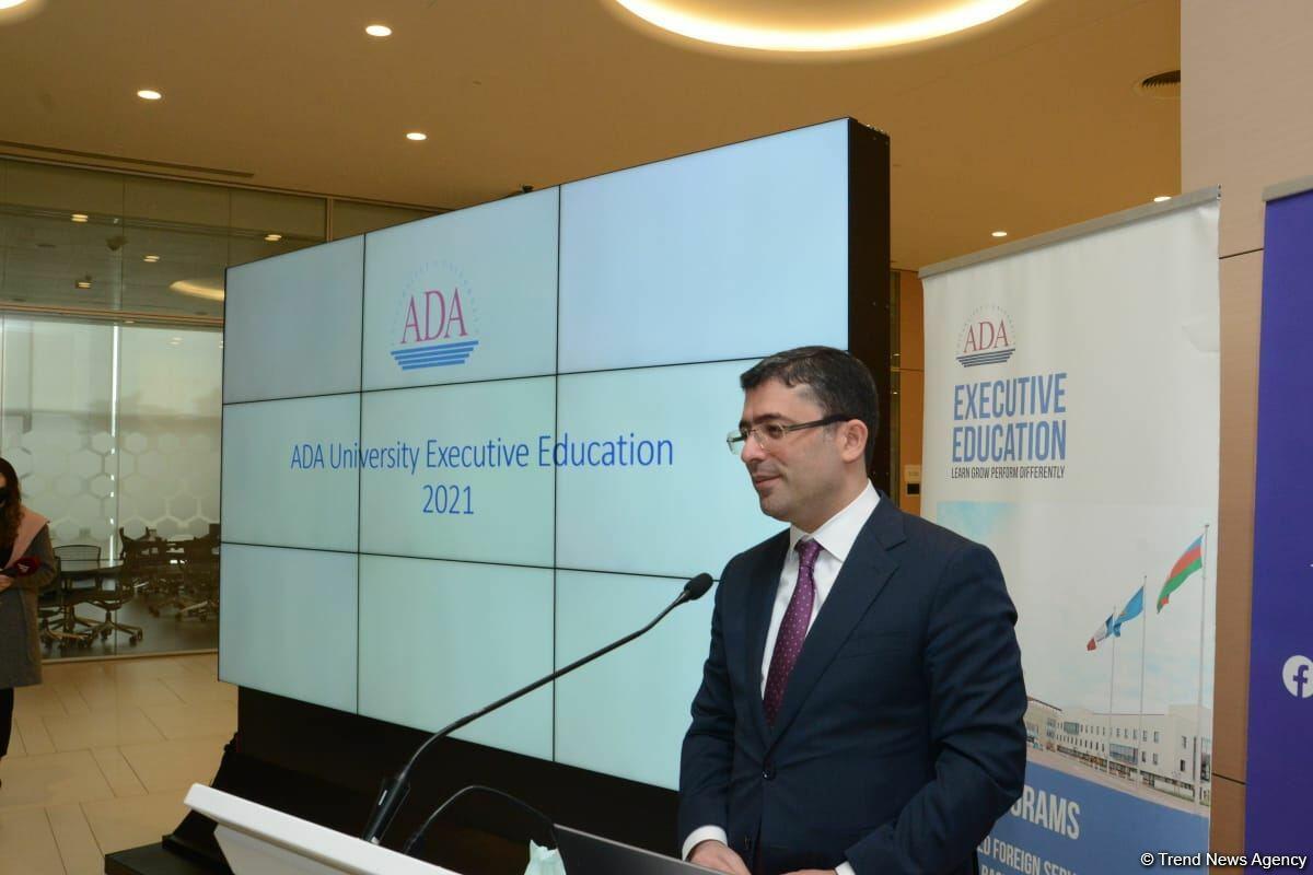 MEDİA и Университет ADA проводят семинары для молодых журналистов