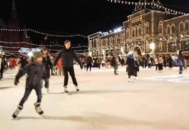 Праздничные огни в Москве и Вашингтоне