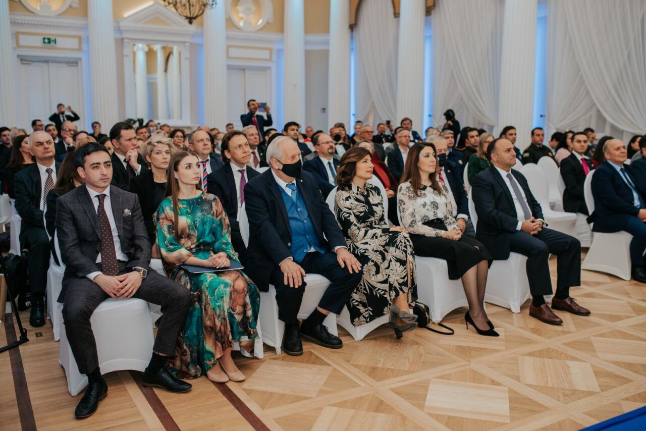 В Польше отметили 880-летие Низами Гянджеви