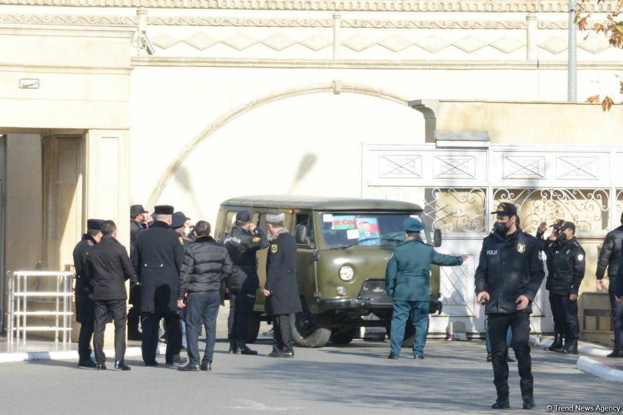 Состоялась церемония прощания с погибшими при крушении военного вертолета