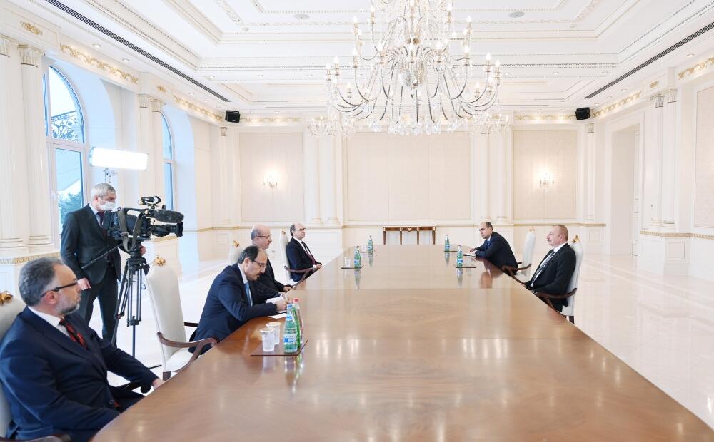 Президент Ильхам Алиев принял председателя Совета по высшему образованию Турции