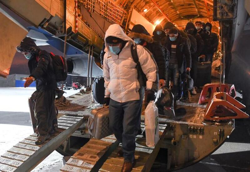Российские самолеты эвакуировали более 200 человек из Афганистана