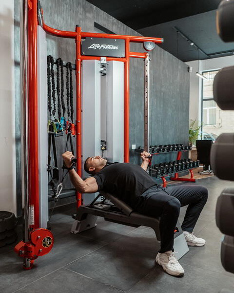 Ведущий мировой производитель тренажеров Life Fitness уже в Азербайджане
