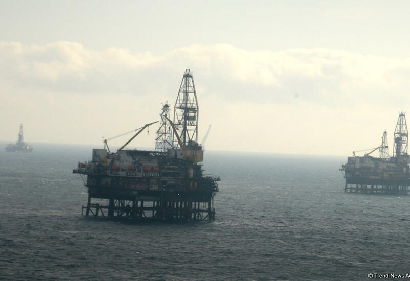 На Каспии пропал сотрудник SOCAR