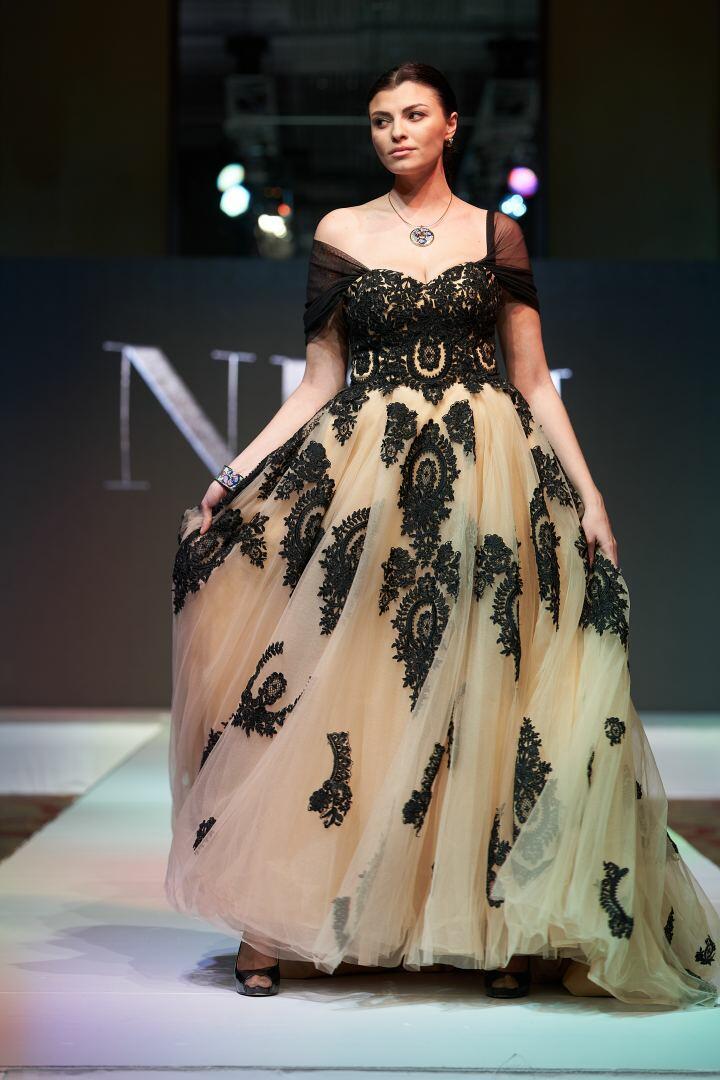 Вечерние и свадебные платья на Azerbaijan Fashion Week