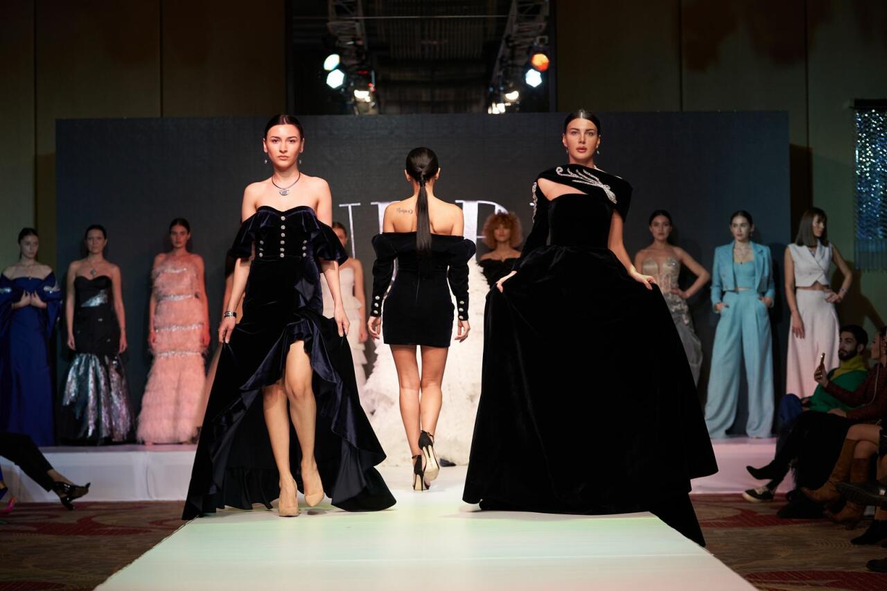 Вечерние и свадебные платья на Azerbaijan Fashion Week