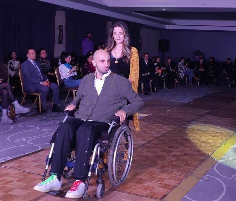 Мода без границ… - дефиле адаптивной одежды в Баку