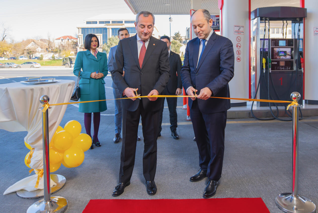 Yelo Bank в сотрудничестве с «ЛУКОЙЛ Азербайджан» запустил свой первый центр самообслуживания