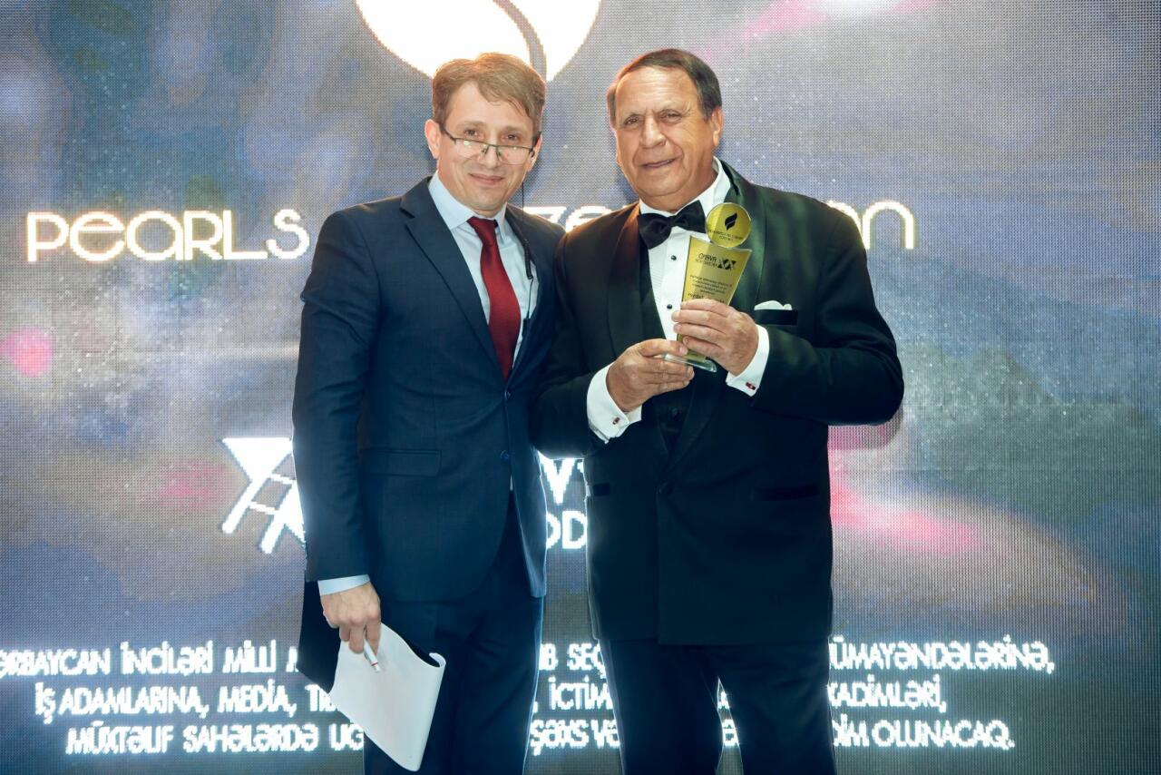 Народные и заслуженные артисты удостоены премии Pearls Of Azerbaijan 2021
