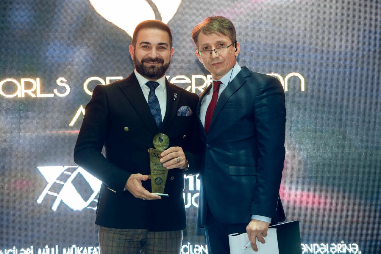 Народные и заслуженные артисты удостоены премии Pearls Of Azerbaijan 2021