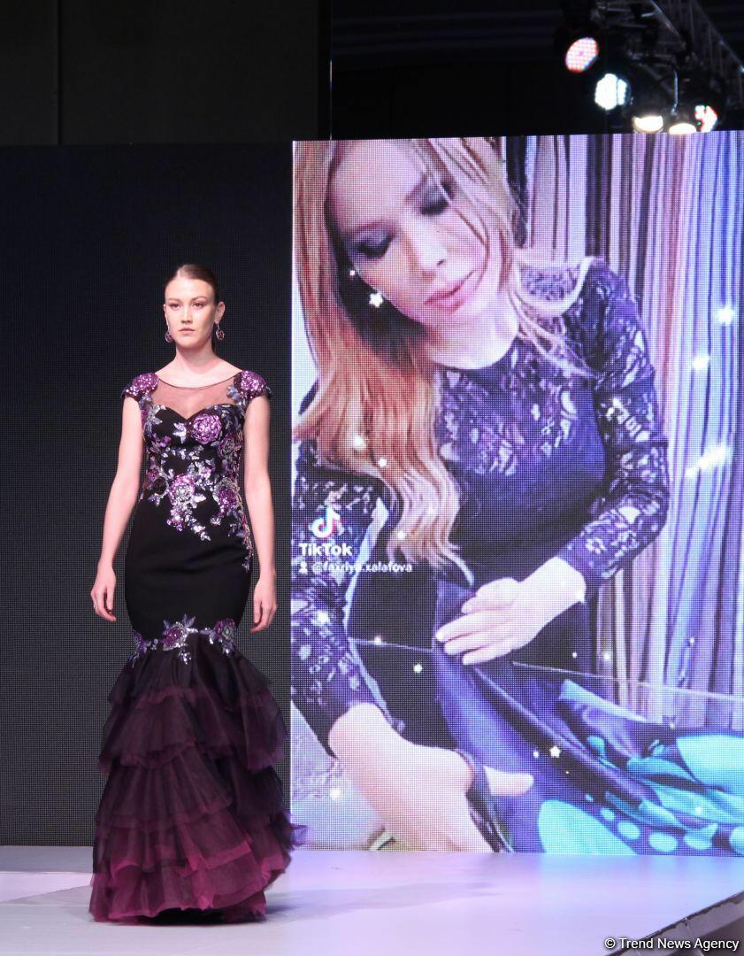 На Azerbaijan Fashion Week состоялось дефиле Фахрии Халафовой "Карабахская Принцесса"