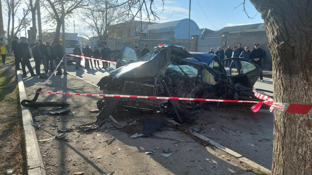 Тяжелое ДТП в Гяндже, есть погибшие
