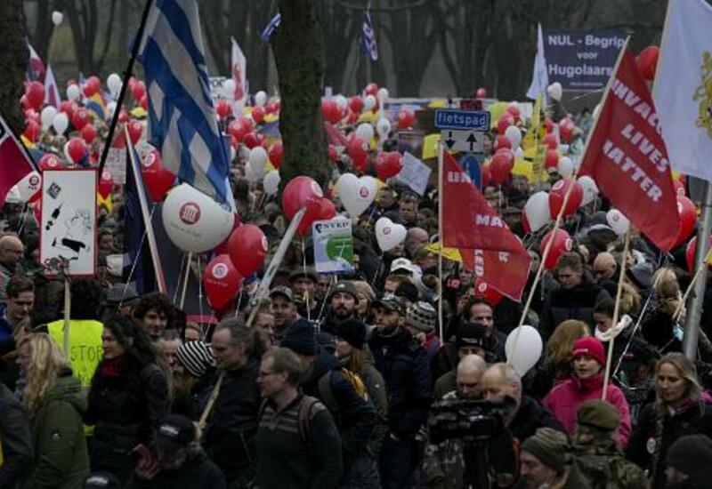 Акции протеста против вакцинации и ковид-паспортов в Европе