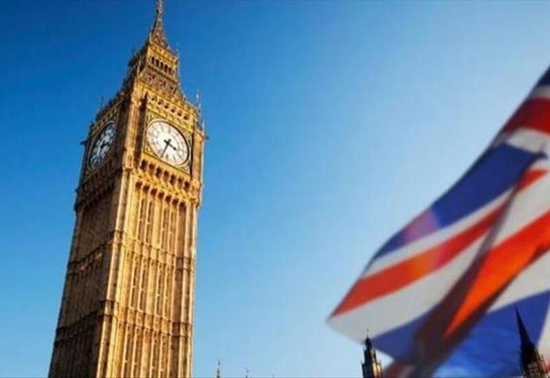 Число выявленных в Великобритании случаев заражения омикрон-штаммом стремительно растет