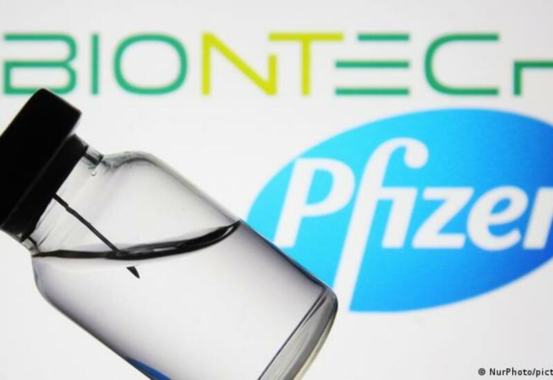 Pfizer и BioNTech представят вакцину от омикрон-штамма
