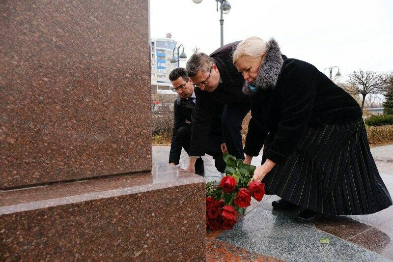 В Астрахани почтили память общенационального лидера Гейдара Алиева