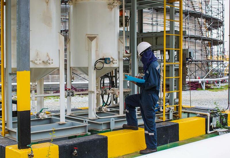 Цена газа в Европе закрепилась выше $1 700
