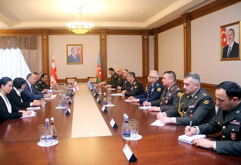 Баку и Тбилиси подписали план двустороннего военного сотрудничества на 2022 г.