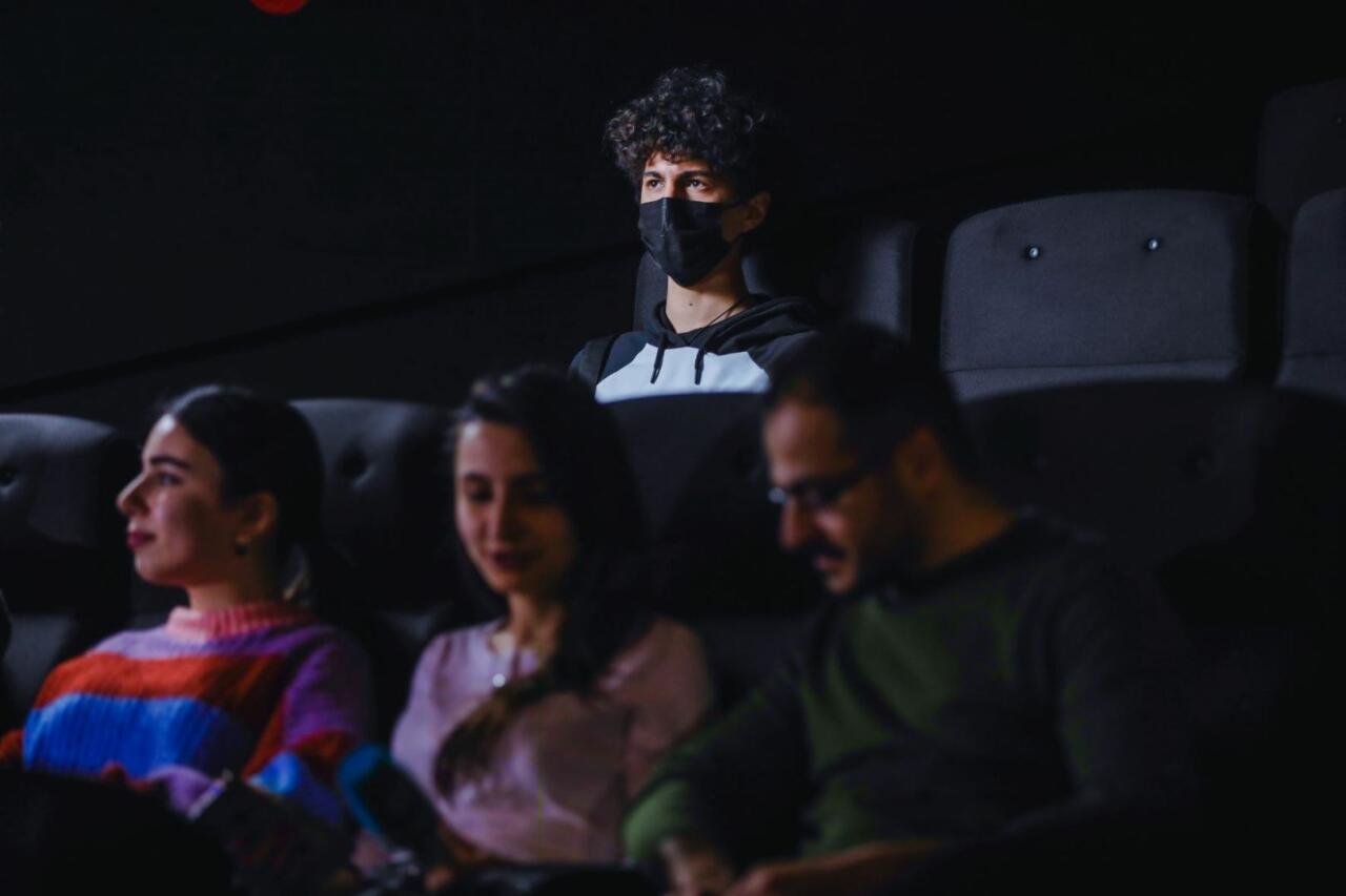 В Баку показали фильм "Человек-паук: Нет пути домой" с новейшей технологией 4DX