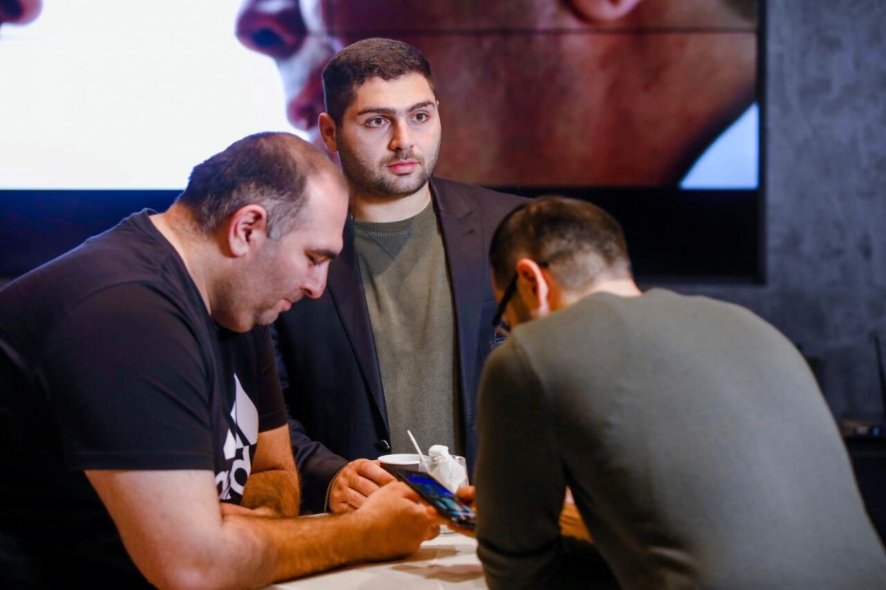 В Баку показали фильм "Человек-паук: Нет пути домой" с новейшей технологией 4DX