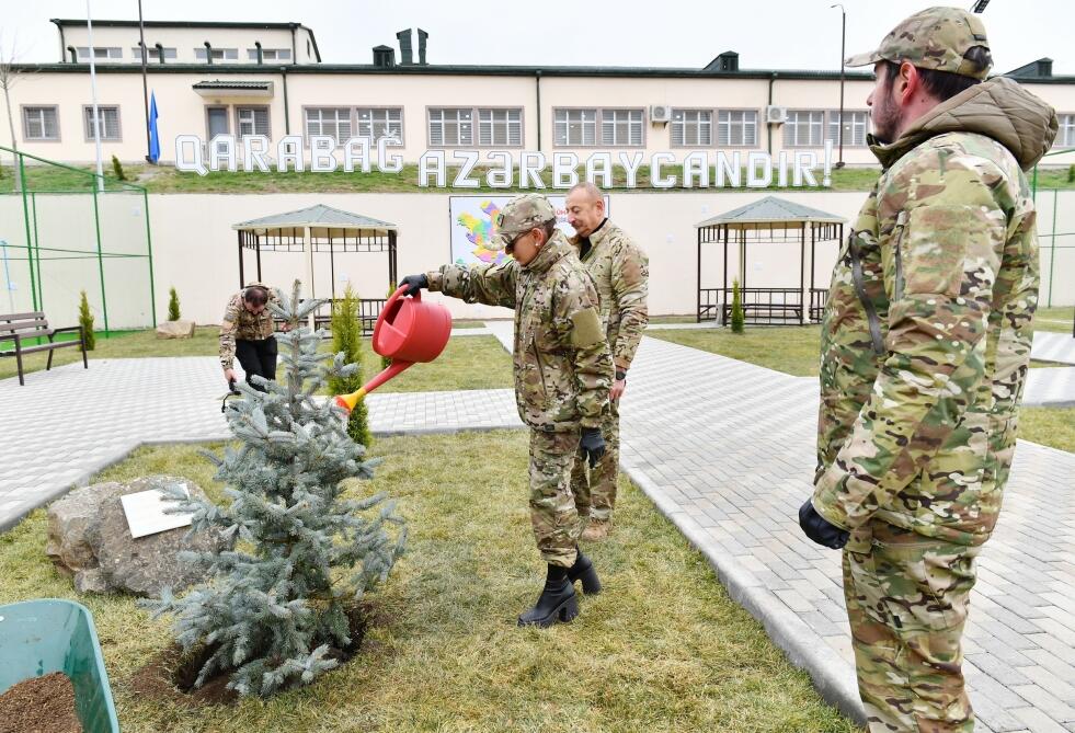 Президент Ильхам Алиев и Первая леди Мехрибан Алиева приняли участие в открытии воинской части в поселке Гадрут